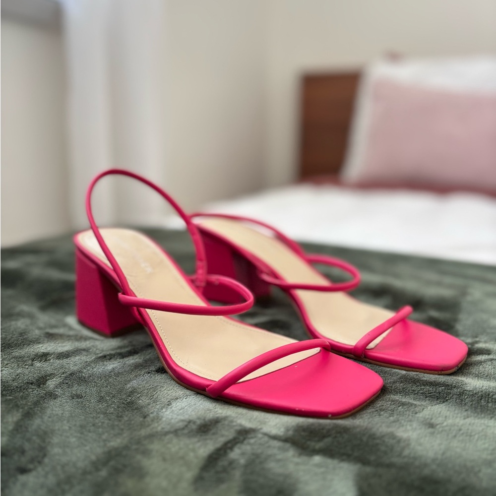 Marc Fisher Fuchsia Strappy Block Heels